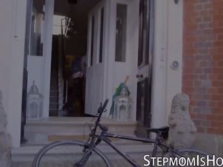 Tremendous stepmom gets fucked by her useless stepson