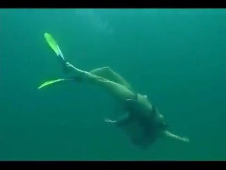 Scuba डर्टी क्लिप